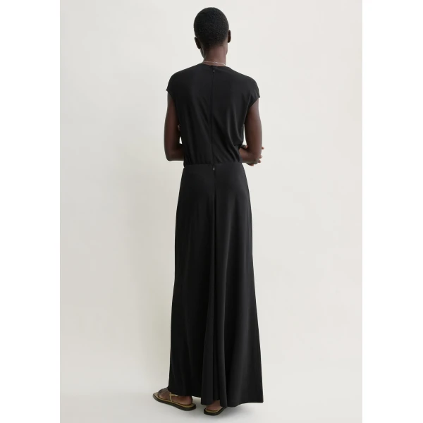 Toteme Flared jersey skirt in Black, view 4