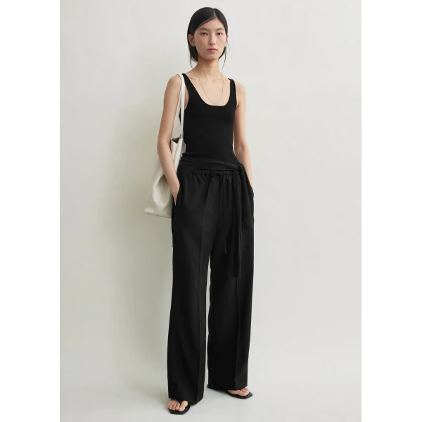 Toteme Fluid drawstring trousers in Black, view 2