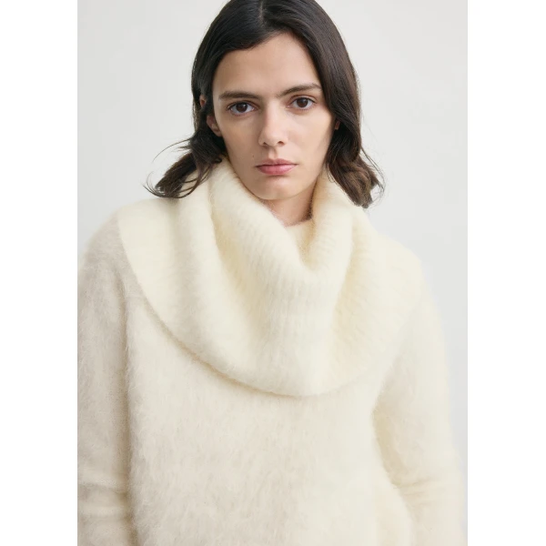 Toteme Funnel alpaca-blend knit in Milk, view 5