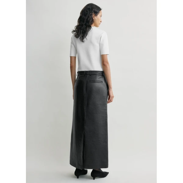 Toteme Grained-leather straight skirt in Black, view 4