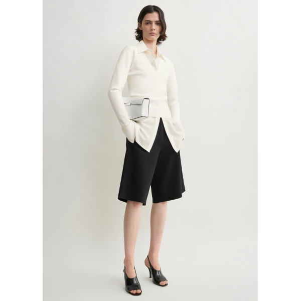 Toteme Knit shorts in Black, view 2