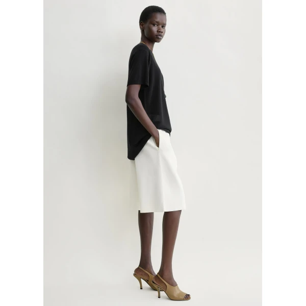 Toteme Knit shorts in White, view 3