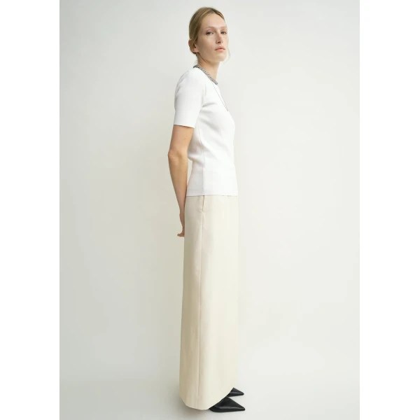 Toteme Light wool skirt in Ecru, view 3