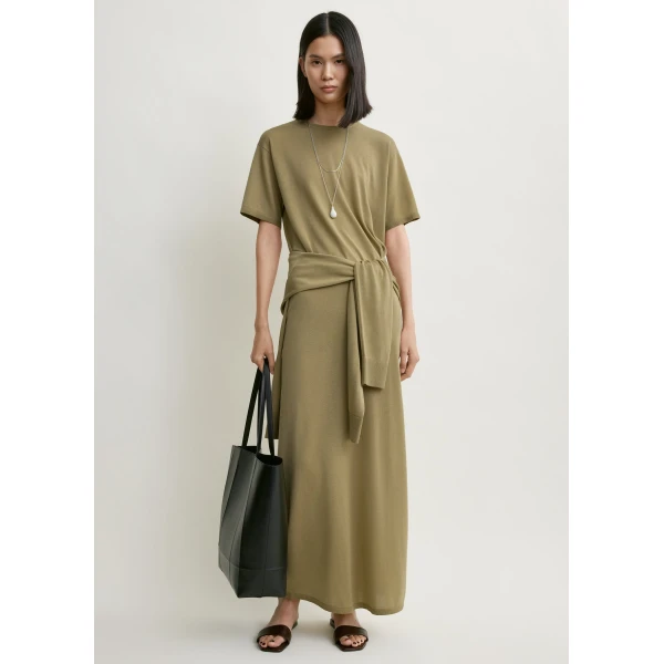 Toteme Long knit skirt in Desert, view 2