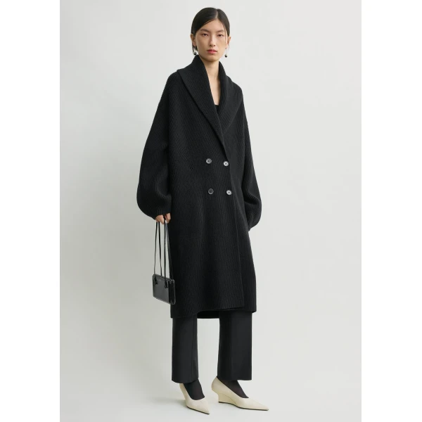 Toteme Long shawl-lapel cardigan in Black, view 2