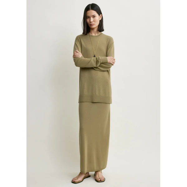 Toteme Long-sleeve tee knit in Desert, view 3