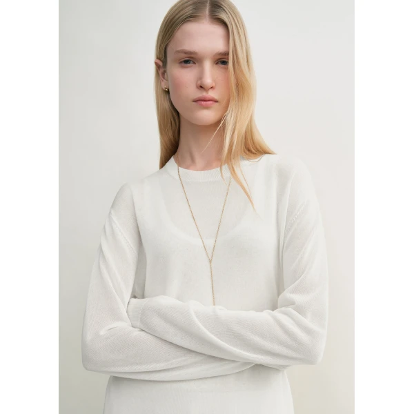 Toteme Long-sleeve tee knit in White, view 5