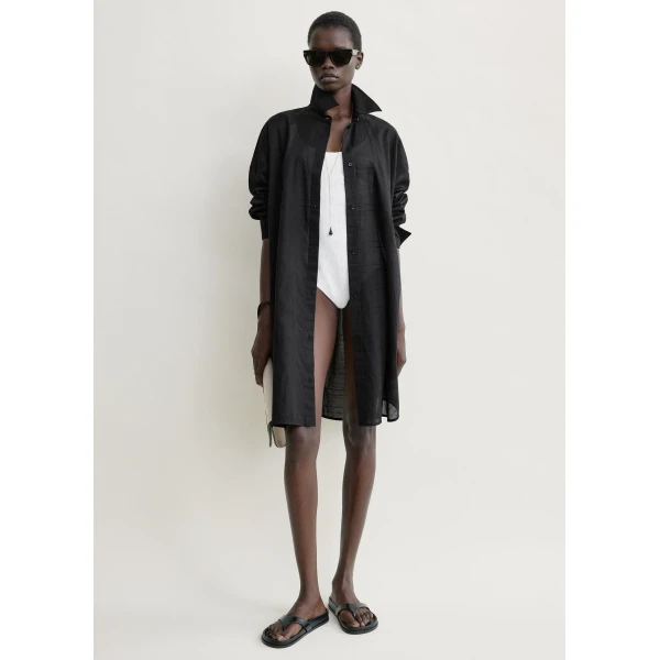 Toteme Long summer shirt in Black, view 2