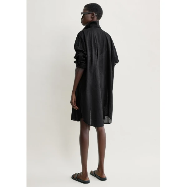 Toteme Long summer shirt in Black, view 4