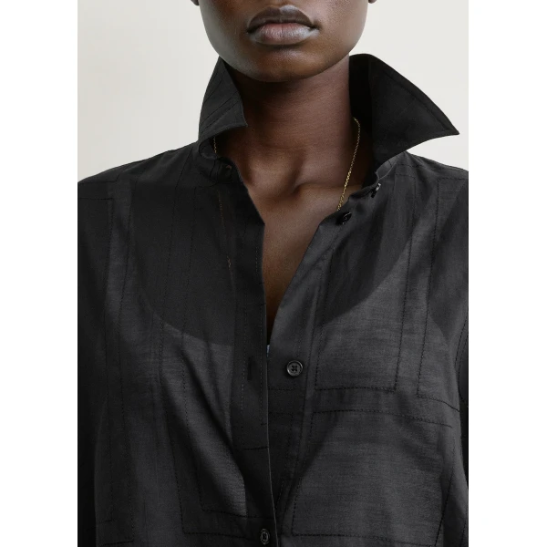 Toteme Long summer shirt in Black, view 6