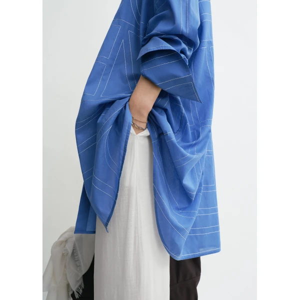 Toteme Long summer shirt in Cobalt, view 6