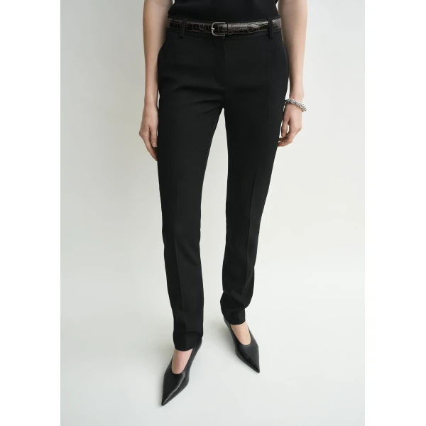 Toteme Low-waist slim evening trousers in Black, view 5