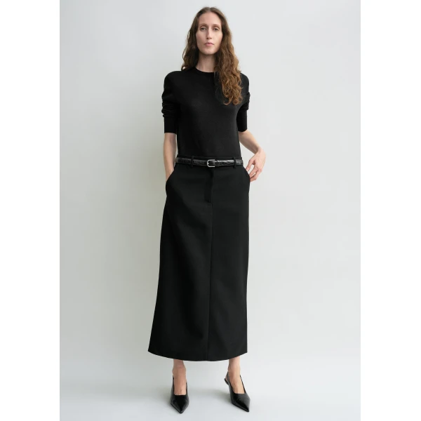 Toteme Low-waist straight skirt in Black, view 3
