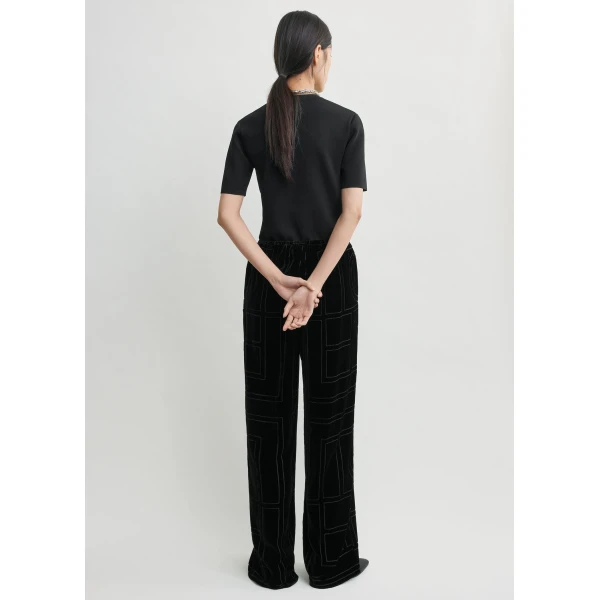 Toteme Monogram devoré pj bottoms in Black, view 4