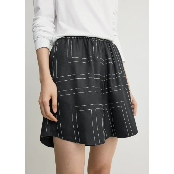 Toteme Monogram silk pj shorts black in Black monogram, view 5