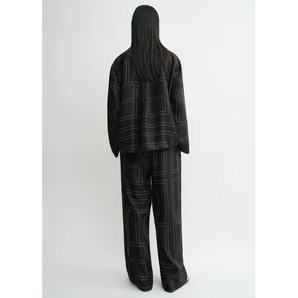 Toteme Monogram silk pj top in Black, view 4
