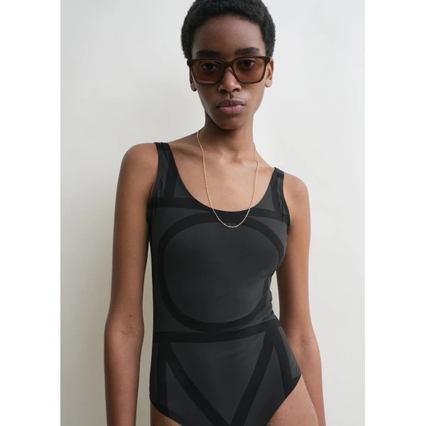 Toteme Monogram swimsuit black in Black, view 5