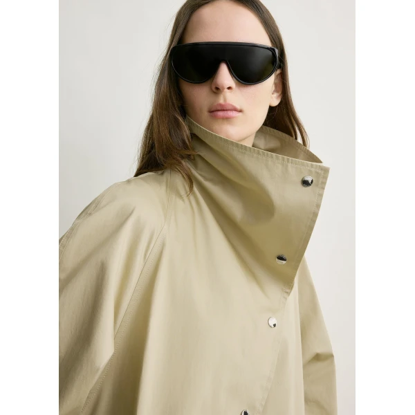 Toteme Oversized cotton trench in Beige Coat, view 6