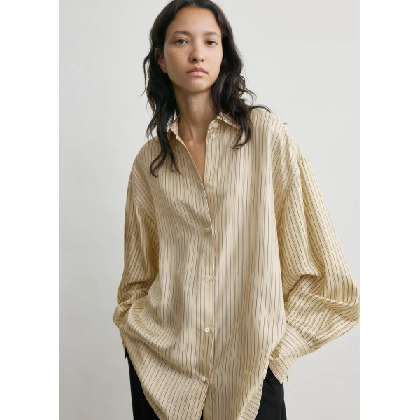 Toteme Oversized striped shirt in Beige / Brown, view 5