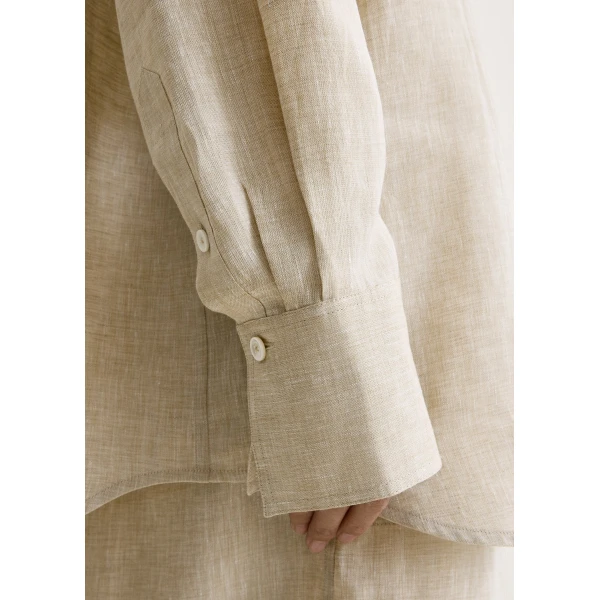 Toteme Oversized summer shirt in Natural, view 6