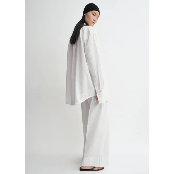 Toteme Oversized summer shirt in White, view 4