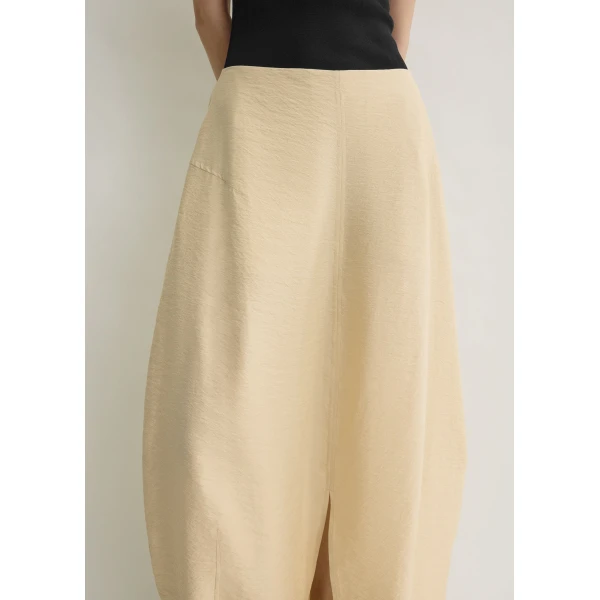 Toteme Parachute skirt in Stone, view 5