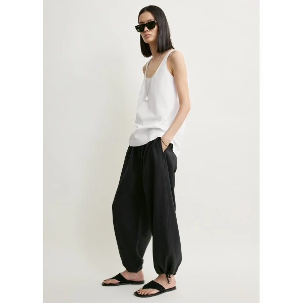 Toteme Parachute trousers in Black, view 3