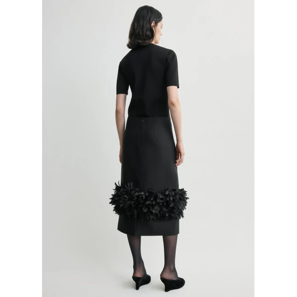 Toteme Petal skirt in Black, view 4