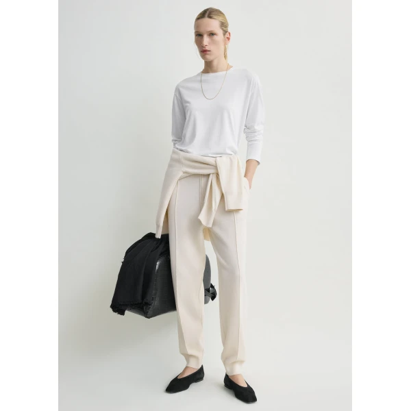 Toteme Pintucked sweatpants in Ecru, view 2