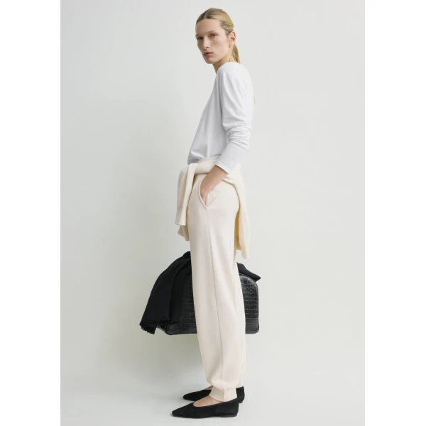 Toteme Pintucked sweatpants in Ecru, view 3
