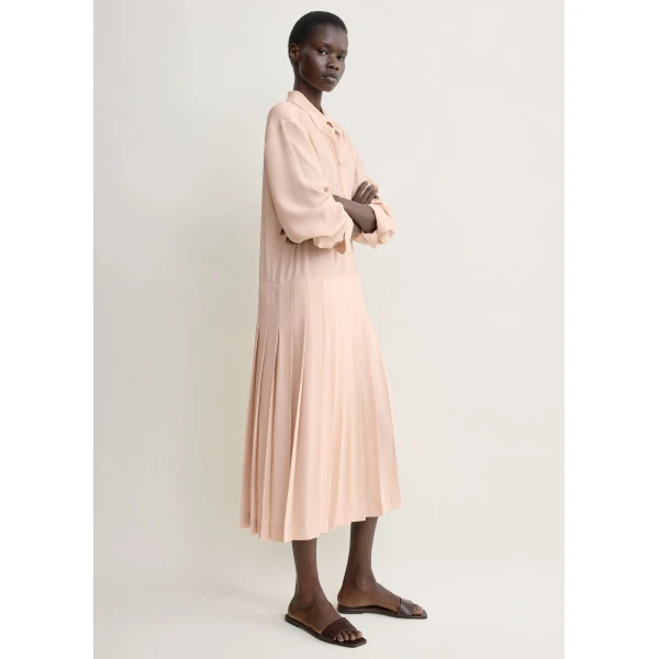 Toteme Pleated shirtdress in Dusty pink Dress, view 2