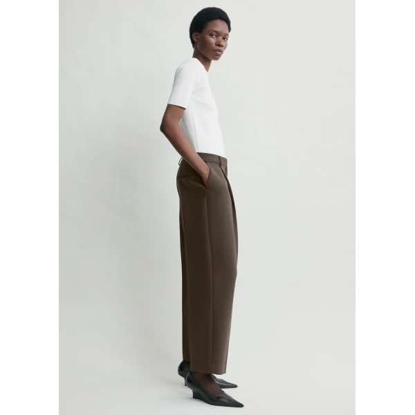 Toteme Pleated straight trousers in Bark, view 3