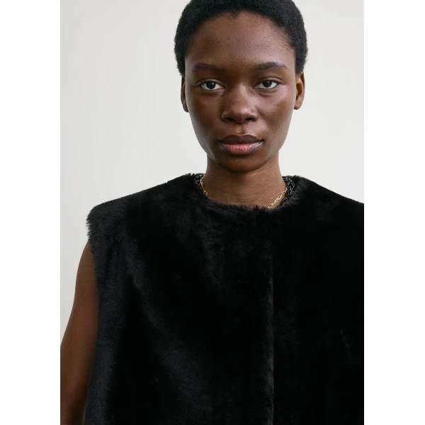 Toteme Plush shearling vest in Black, view 6