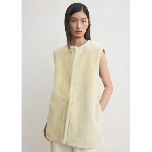 Toteme Plush shearling vest in Ecru, view 5