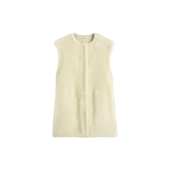 Toteme Plush shearling vest in Ecru