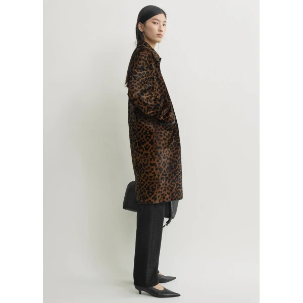 Toteme Pony hair coat in Leopard, view 4