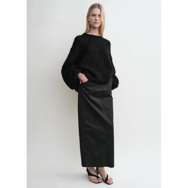 Toteme Puffed knit in Black, view 2
