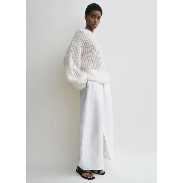 Toteme Puffed knit off-white in Off white, view 3