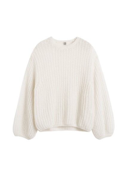 Totême Puffed knit off-white in Off white - Knitwear - Scandinavian Minimalist Luxury at Luxury Shoes 