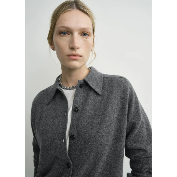 Toteme Raglan-sleeve cashmere cardigan dark grey in Dark grey melange, view 5