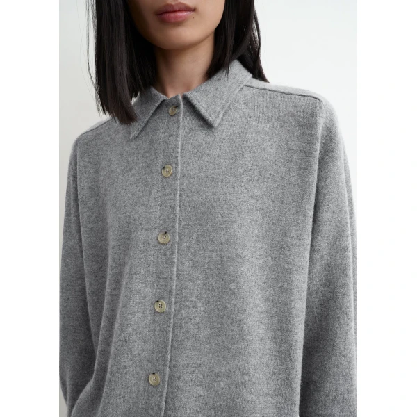 Toteme Raglan-sleeve cashmere cardigan grey melange in Dark grey melange, view 5