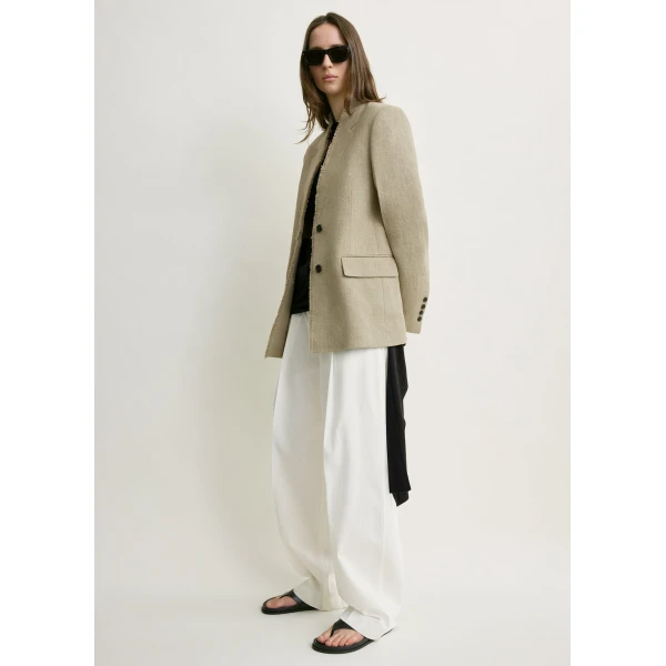Toteme Raw lapel jacket in Beige, view 3