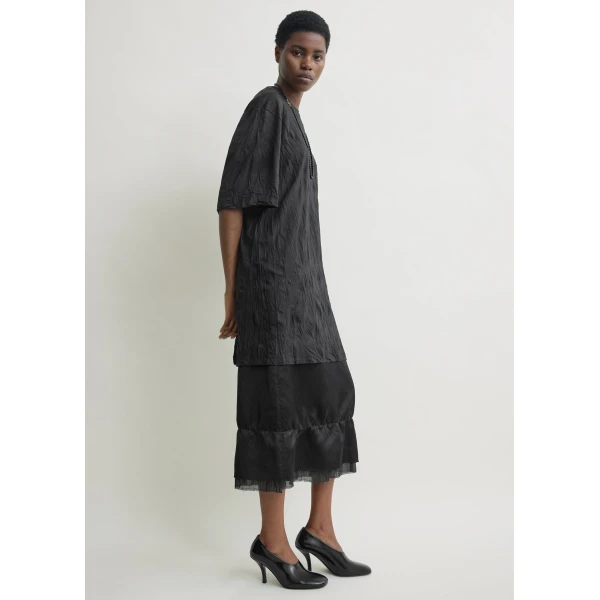 Toteme Relaxed tee dress in Black, view 3