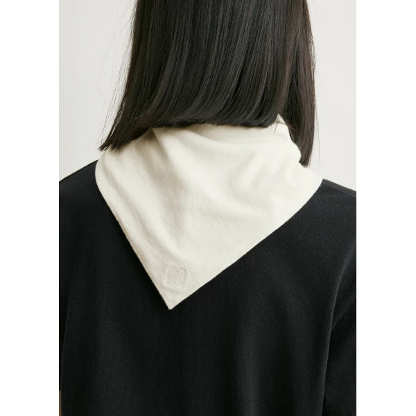 Toteme Scarf tee in Black / Ecru, view 6