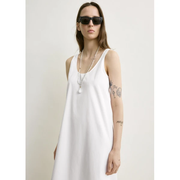 Toteme Scoop poplin dress in White, view 5