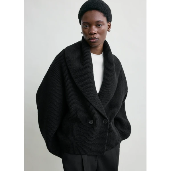 Toteme Shawl-lapel cardigan in Black, view 5