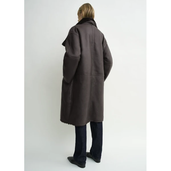 Toteme Shearling wrap coat in Dark brown, view 4