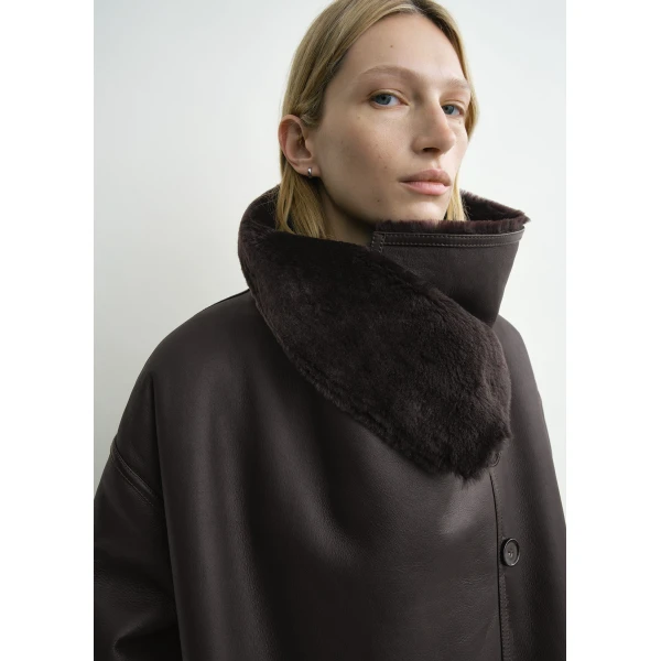 Toteme Shearling wrap coat in Dark brown, view 5