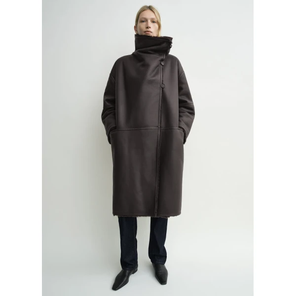 Toteme Shearling wrap coat in Dark brown, view 6