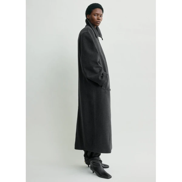 Toteme Shield coat charcoal in Charcoal melange, view 3